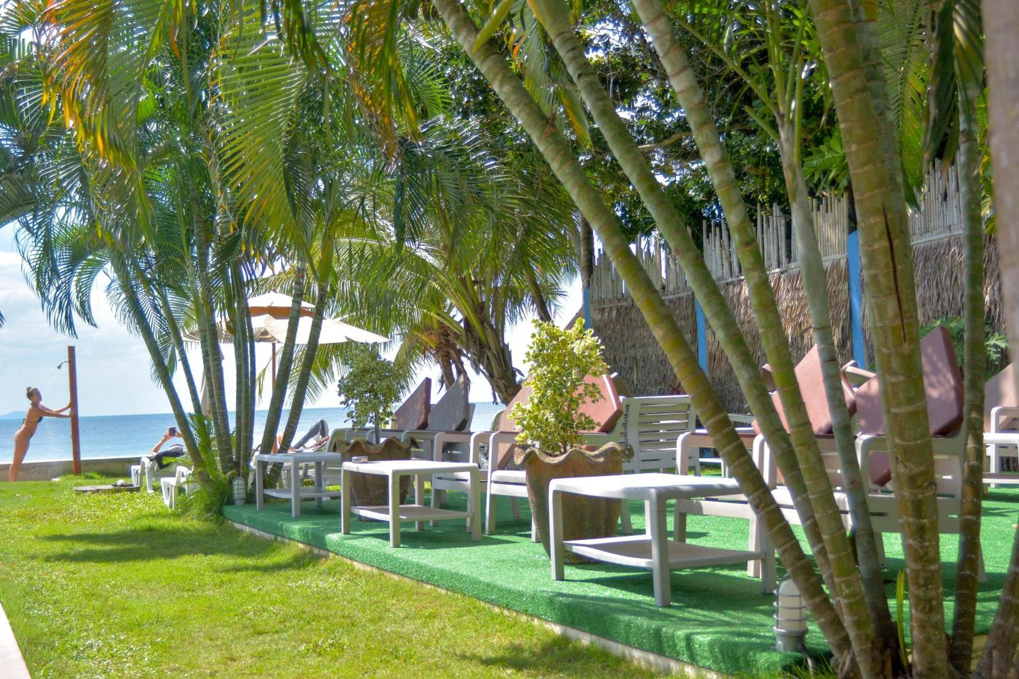 Le Divine Comedie Beach Resort Baan Tai Exterior foto